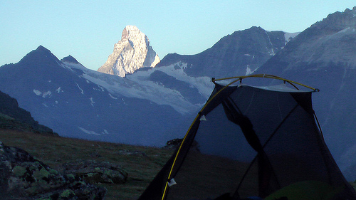 tent-and-Matterhorn