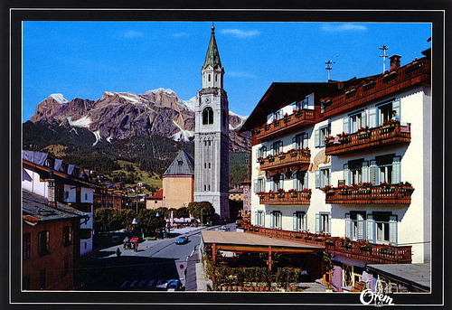 Cortina