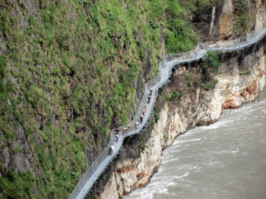 manaslu-circuit-bridge-2